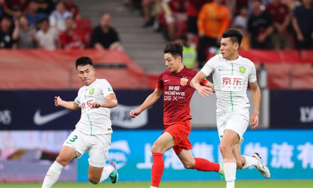 hth.com-武磊封神战国安当背景板 海港12连胜独一档强大？